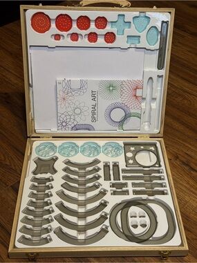 FAO Schwarz Wooden Box Spiral Art Set Geometric Drawing Kit (Missing Pens/Putty)